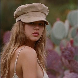 Lack of color nude dunes cap size medium (57cm)
